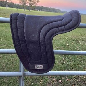 Dressage Saddle Pad
